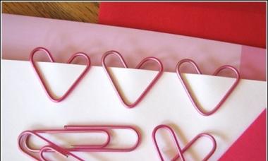 To avoid getting bored at home, let's learn how to make crafts from paper clips!